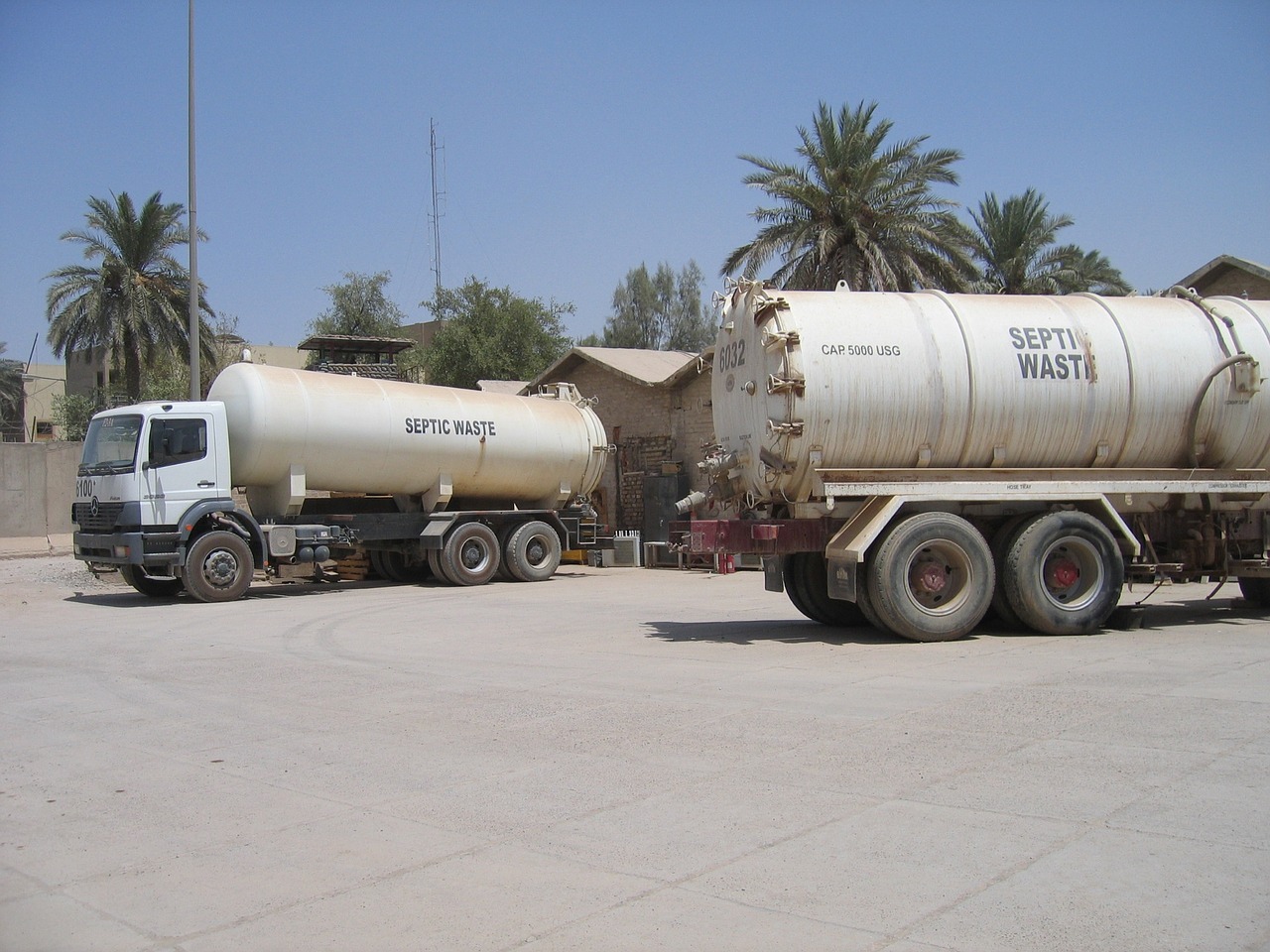 truck iraq water free photo