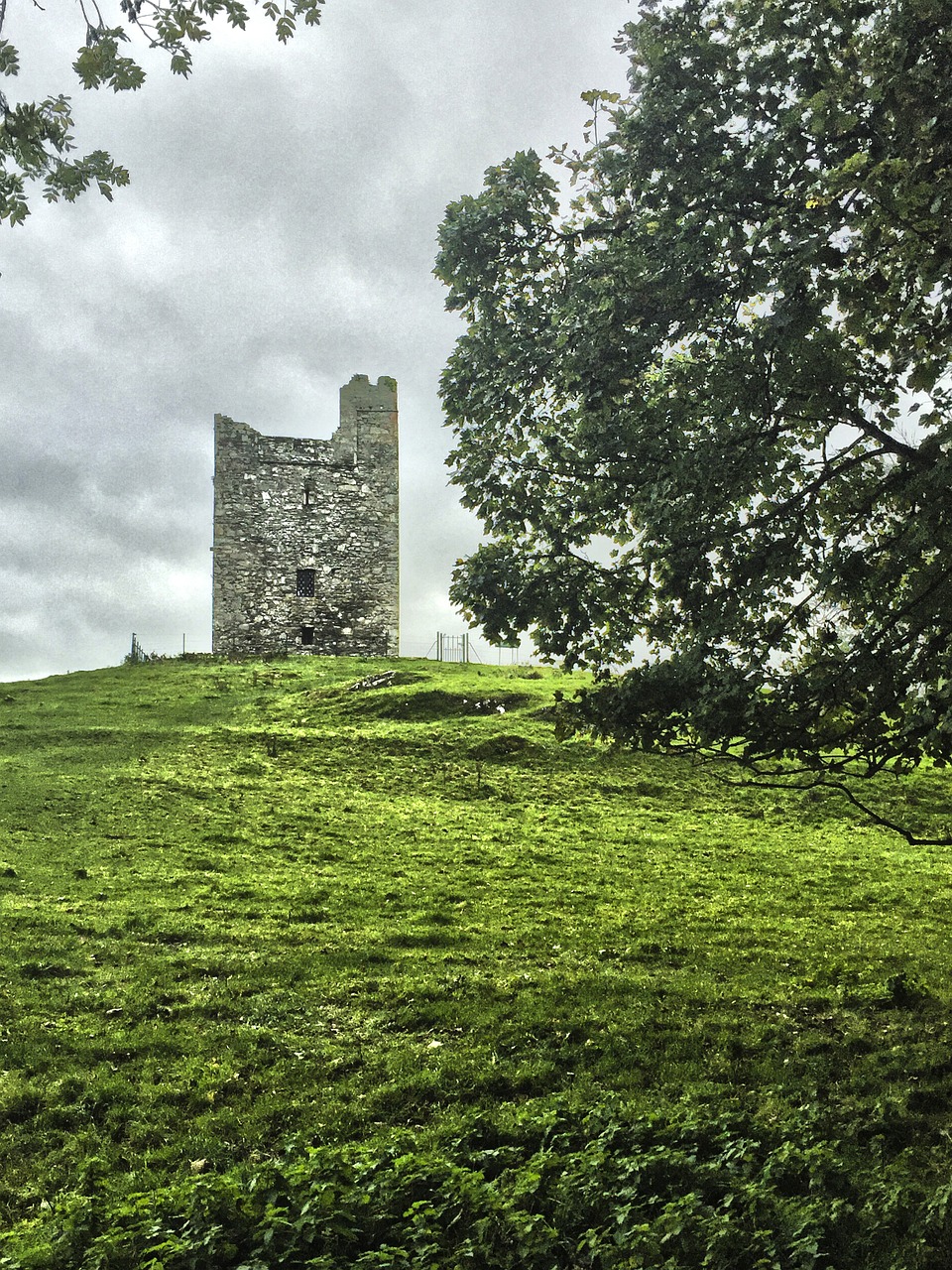 ireland green ruin free photo