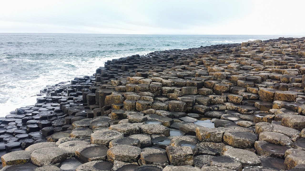 ireland northern ireland giants causeway free photo