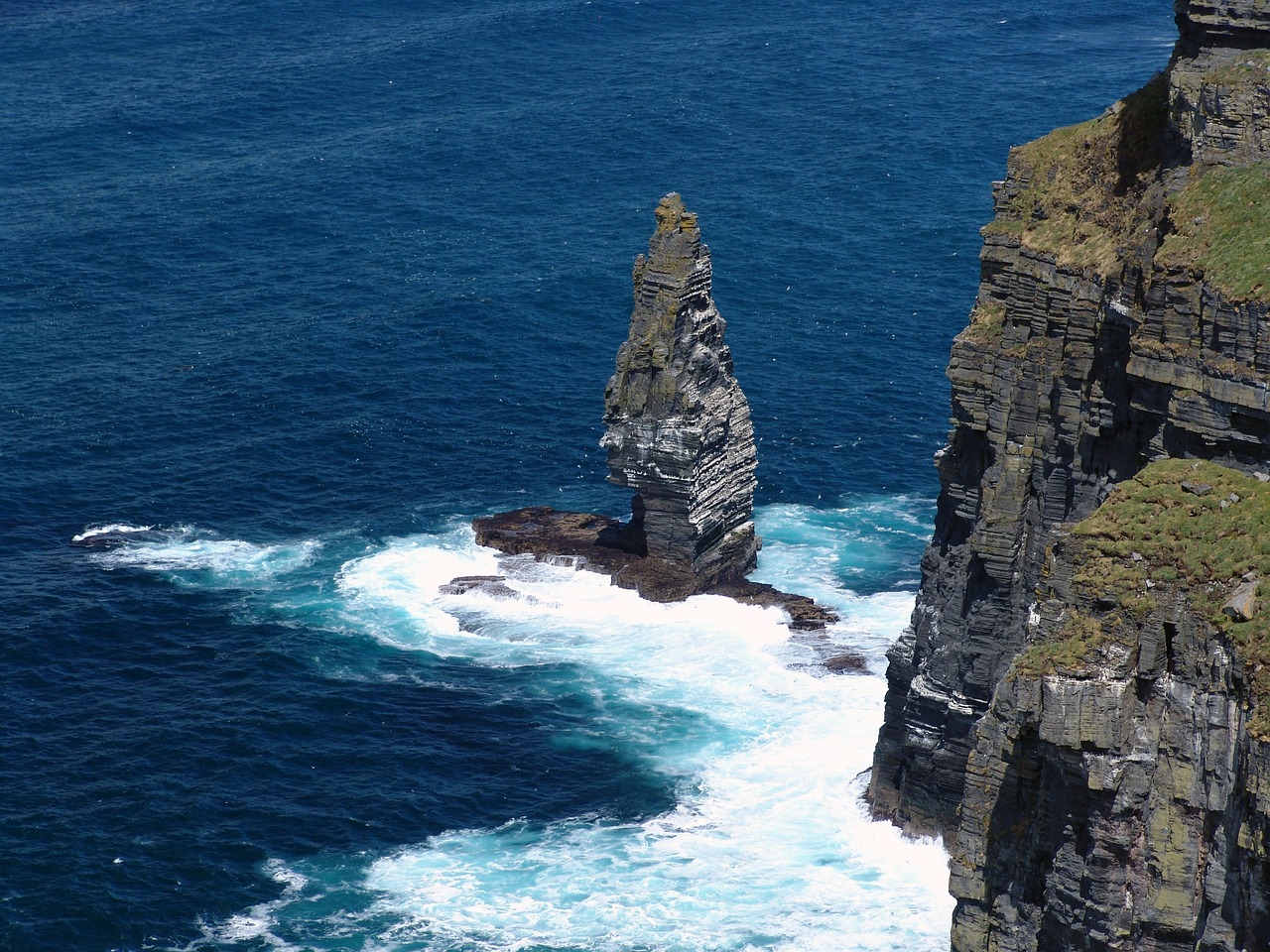 ireland cliffs of moher munster cliffs free photo