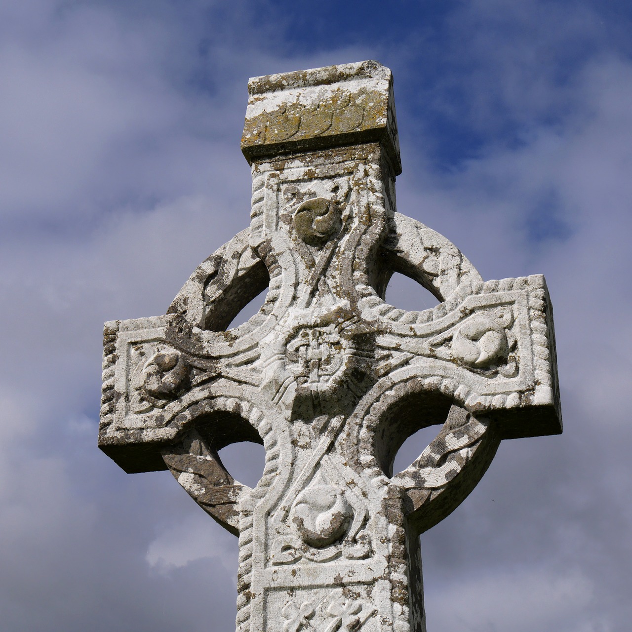 ireland clonmacnoise celtic crosses free photo