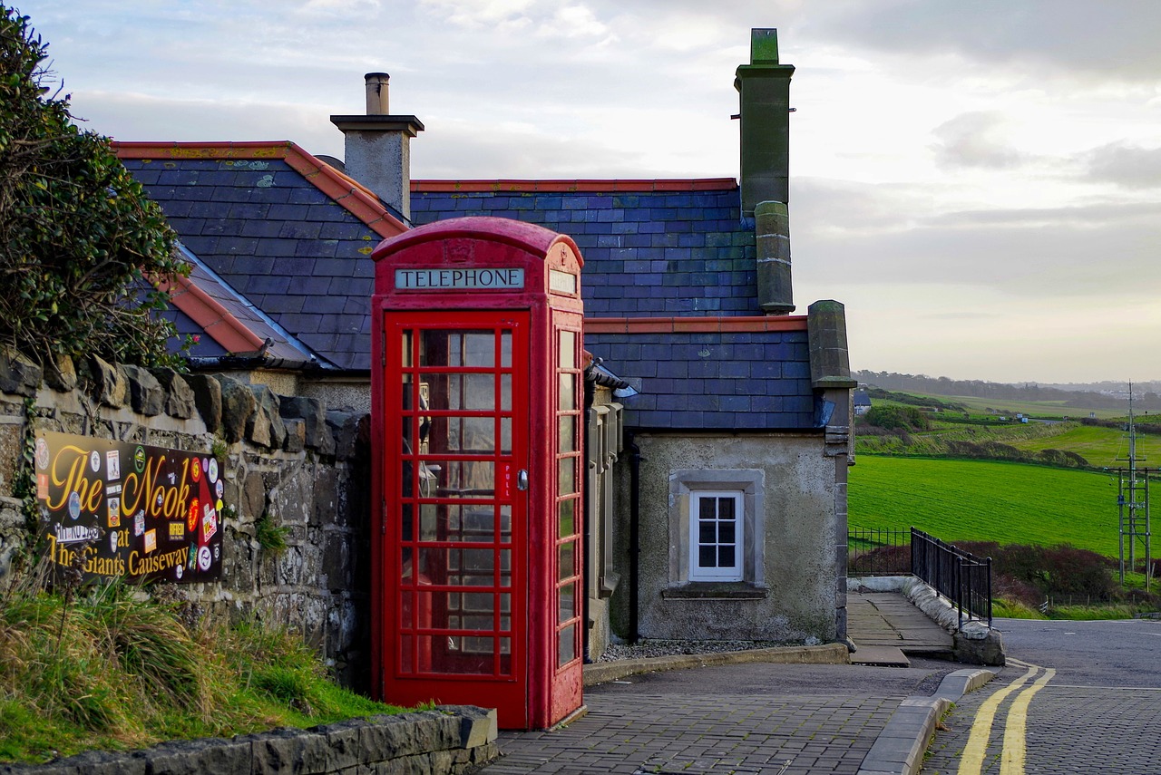 ireland phone box red cabin free photo