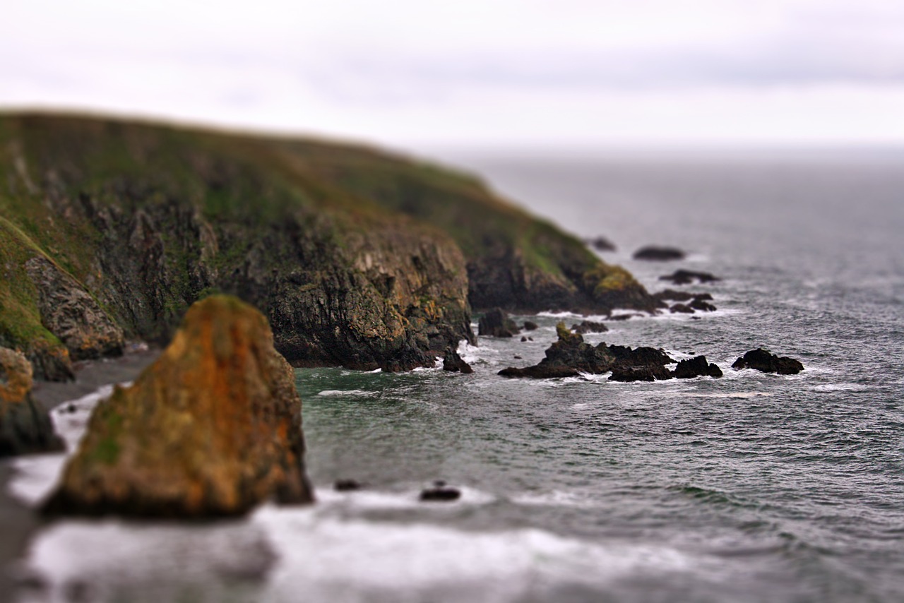 ireland cliff waterscape free photo