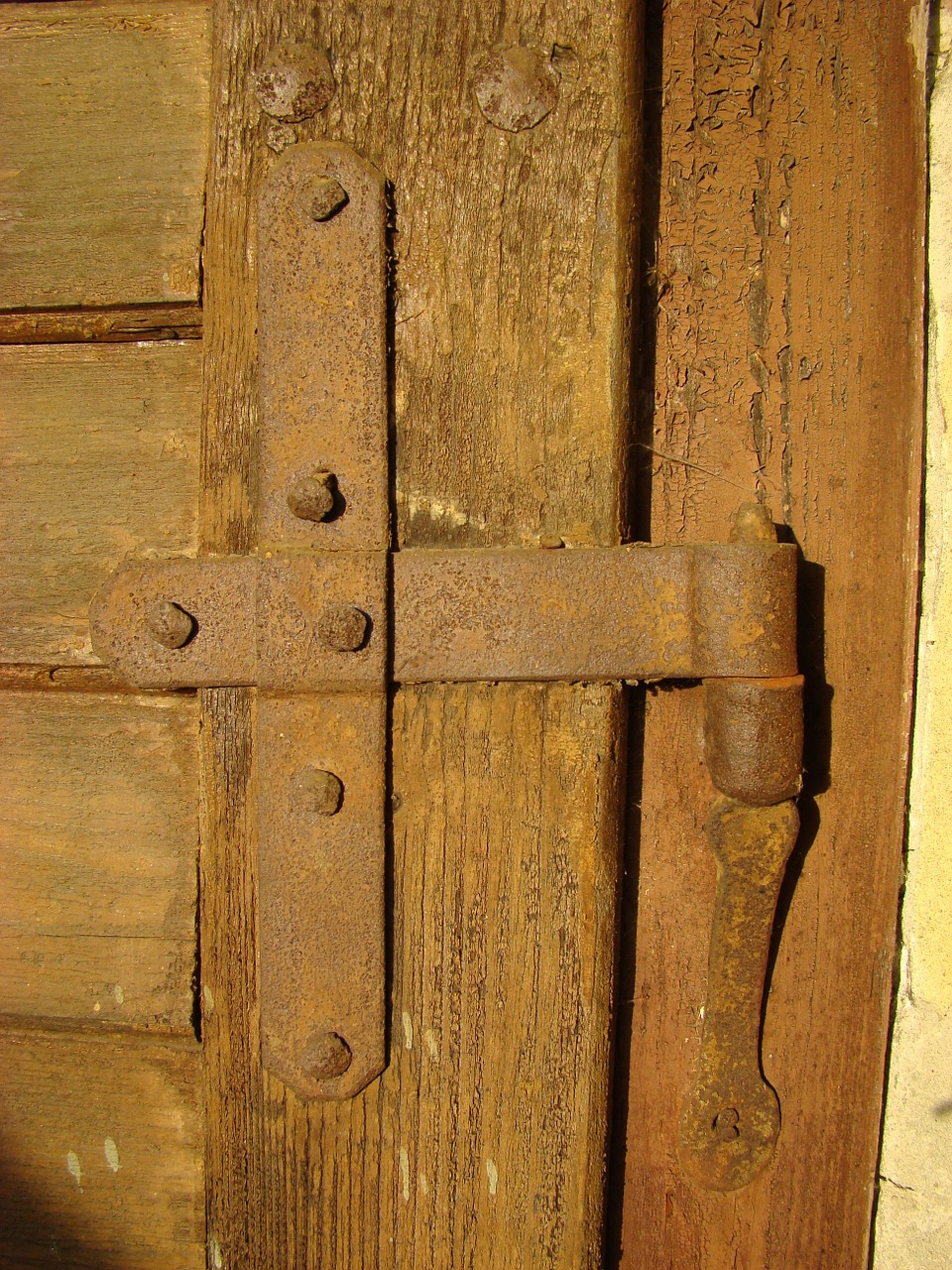 iron door antique ancient crafts memory free photo
