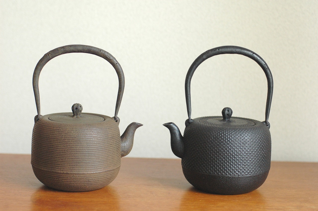 iron kettle craftsman japan culture free photo