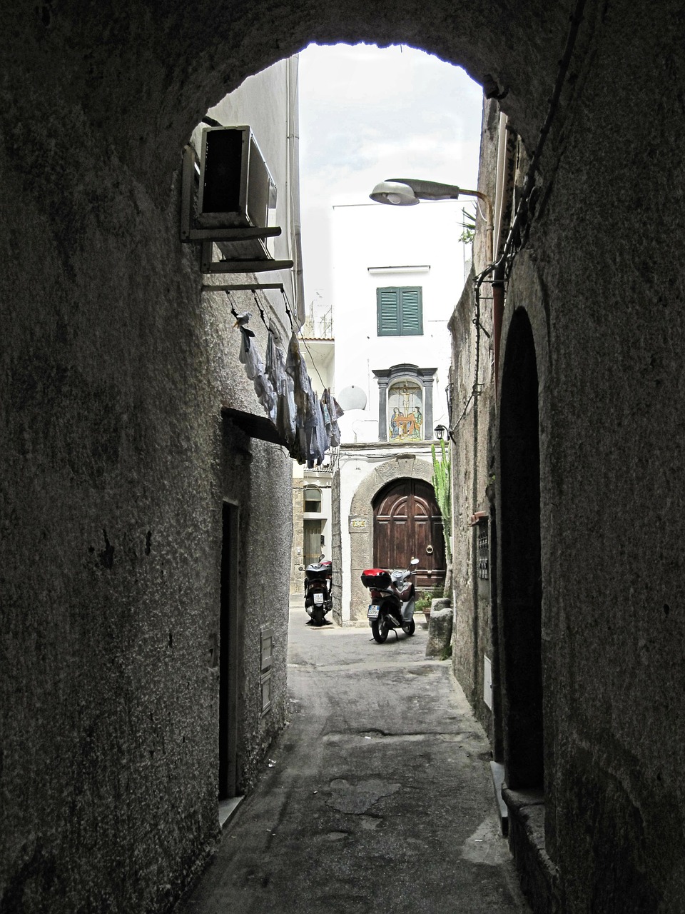 ischia old town alley free photo
