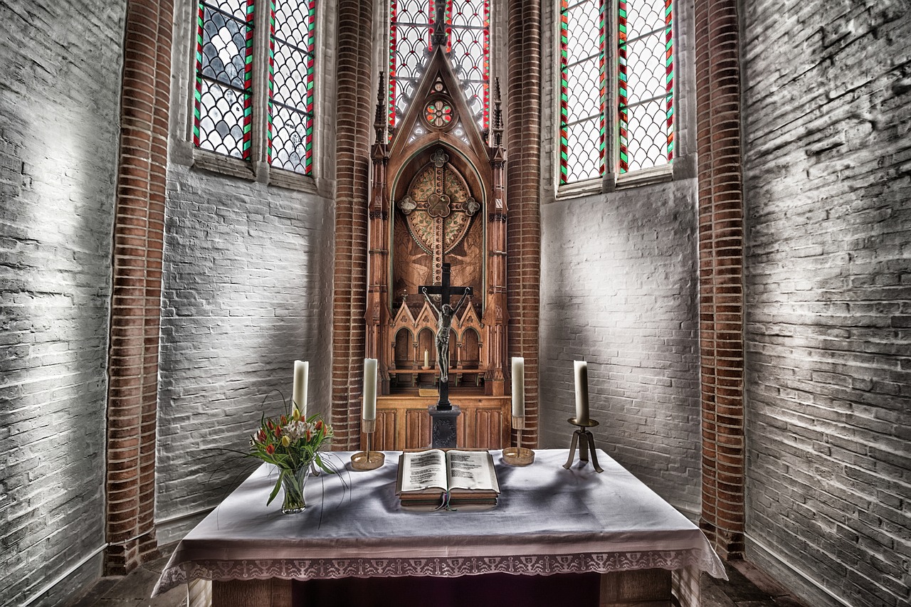 isenbüttel  church  altar free photo