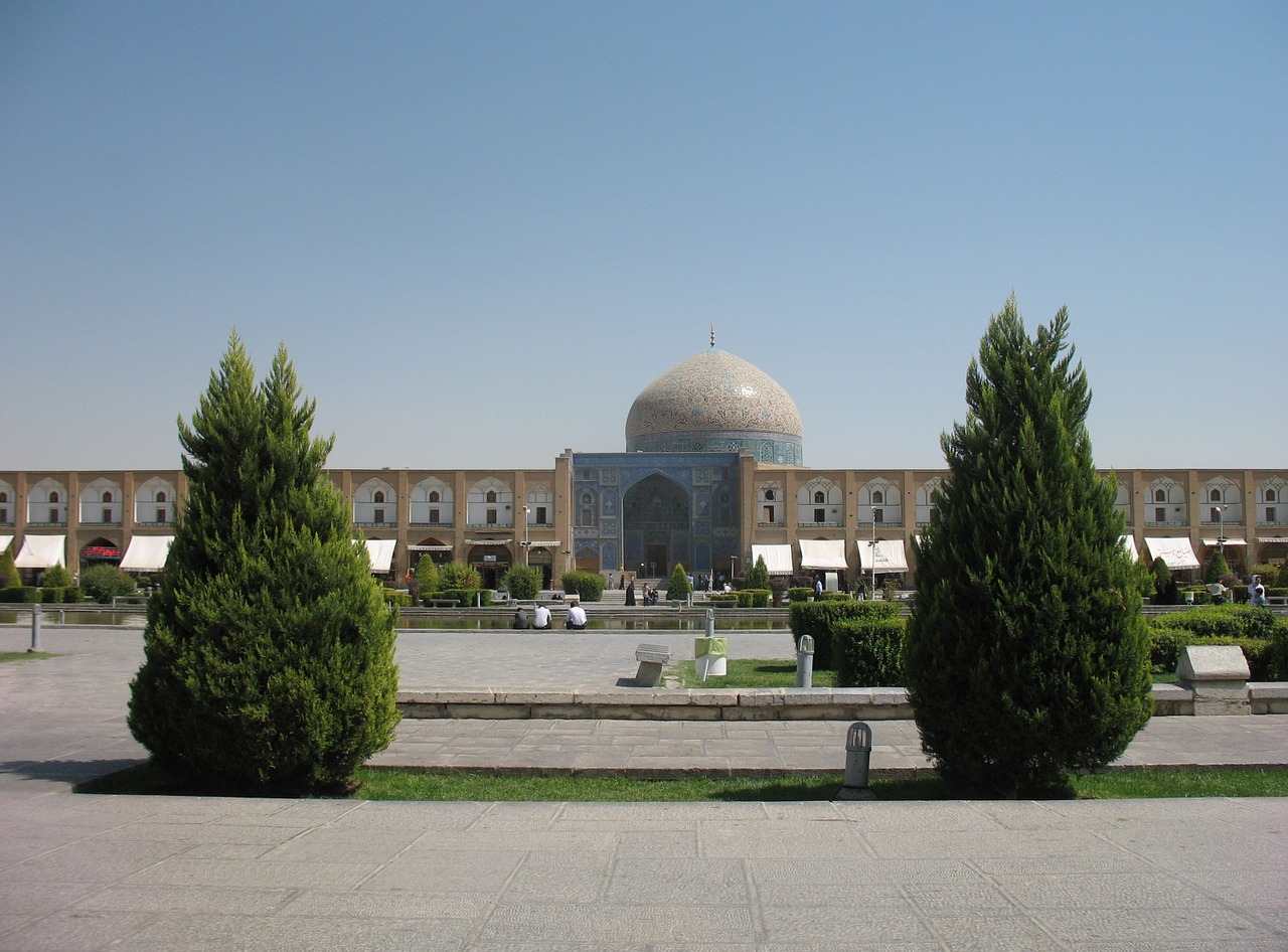 isfahan imam square mosque free photo
