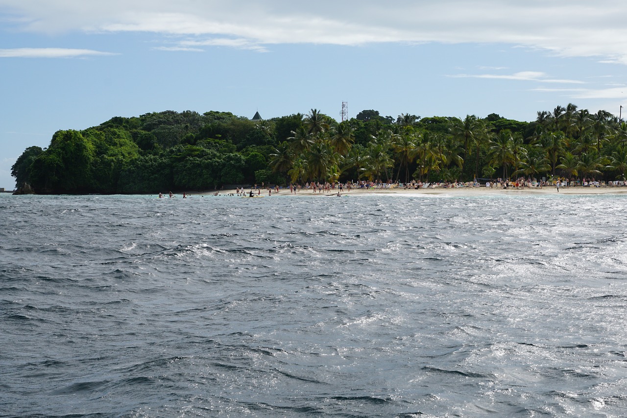 island caribbean ocean free photo