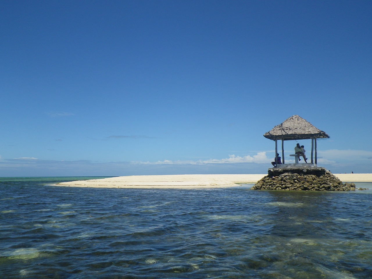 pandanon island philippines sea free photo