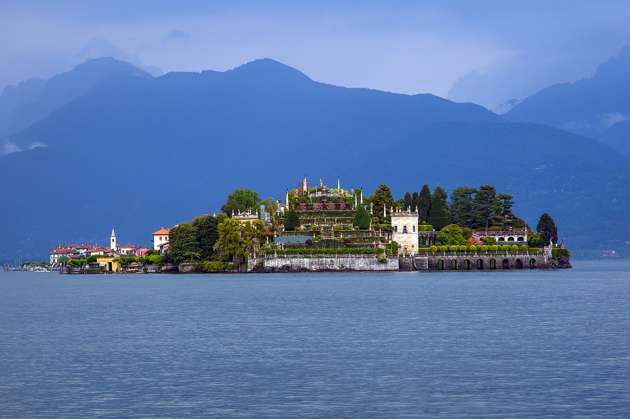 island lago maggiore isolabella free photo