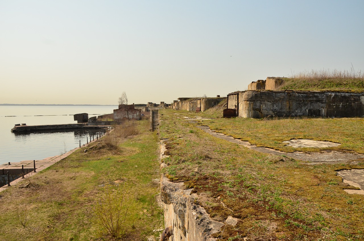 island  fort  saint petersburg free photo