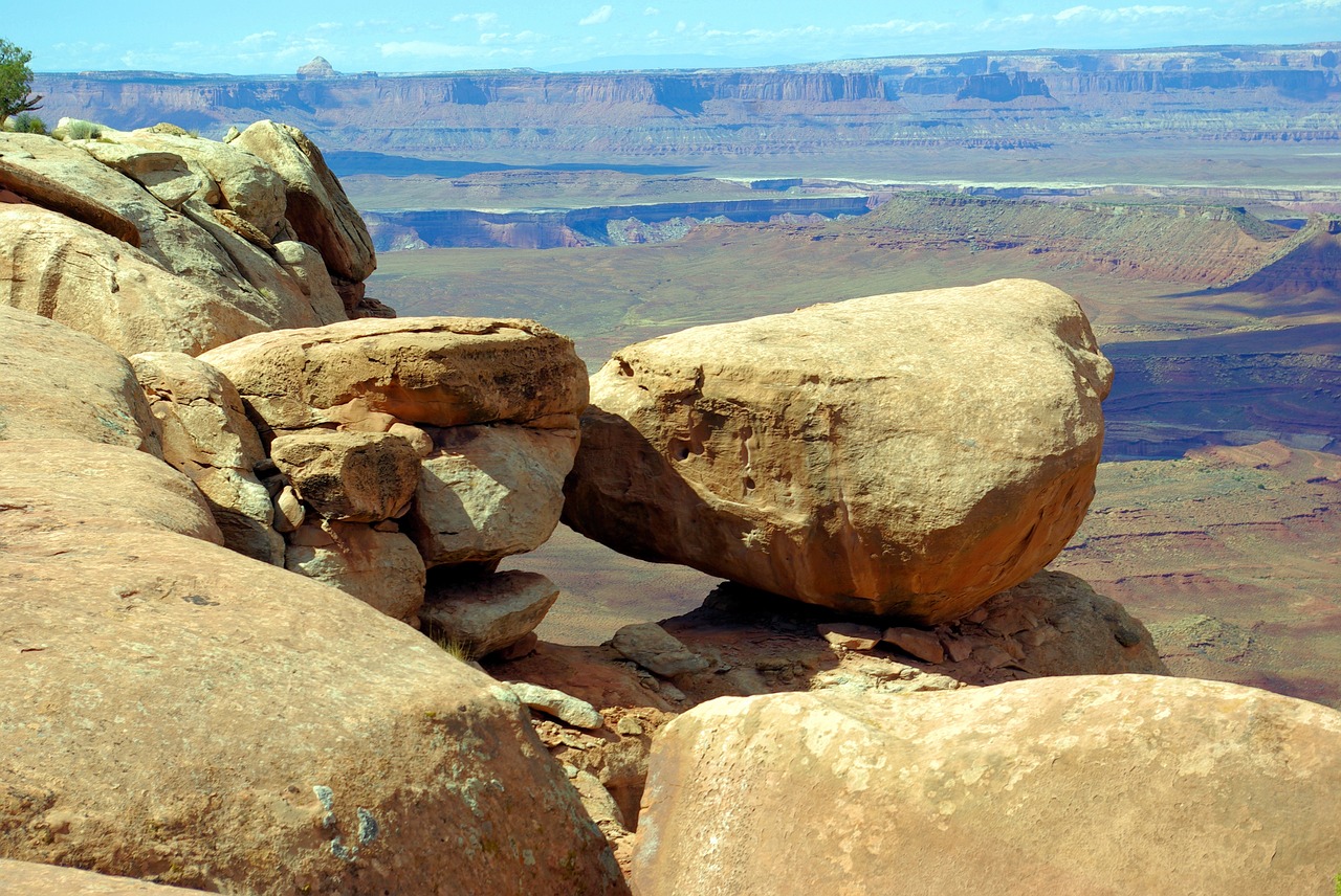 island in the sky boulders  canyonlands  national free photo