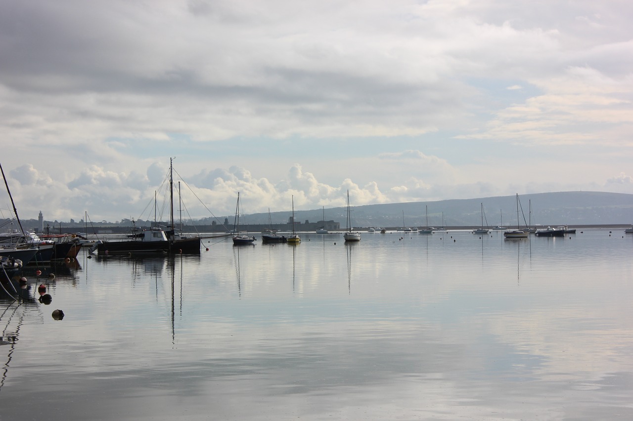 isle of wight calm sea free photo