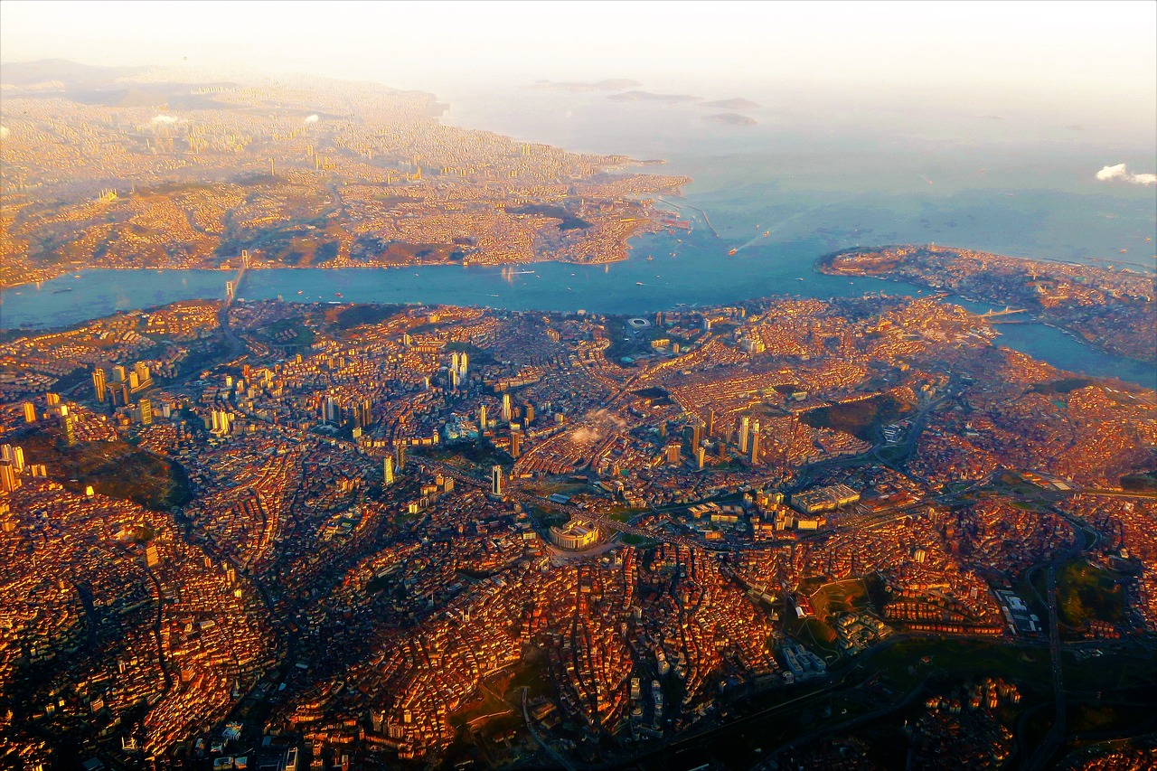 istanbul  bosphorus  city free photo