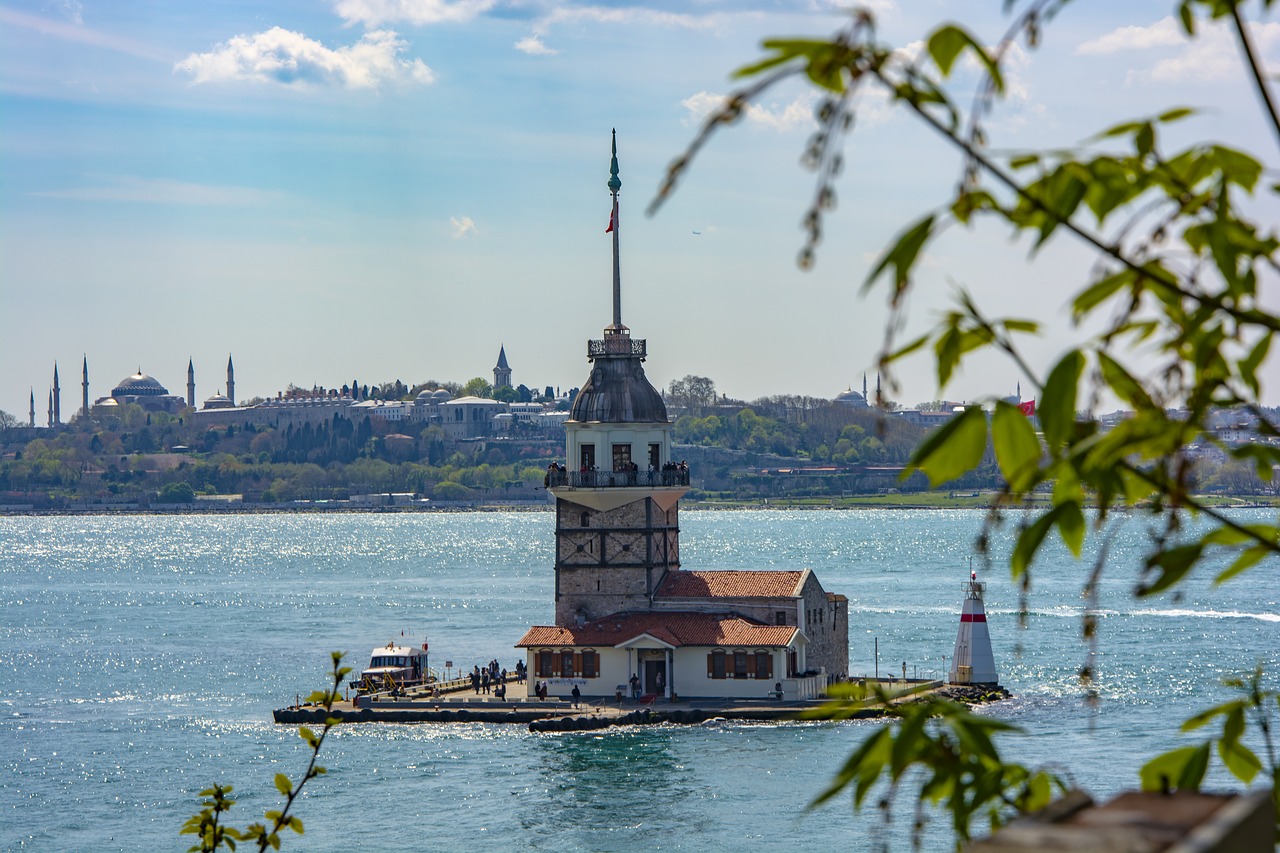 istanbul  the maiden's tower  date free photo