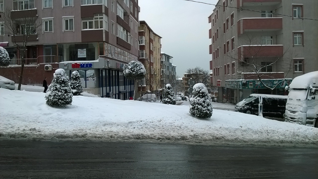 istanbul bağcılar snow landscape free photo