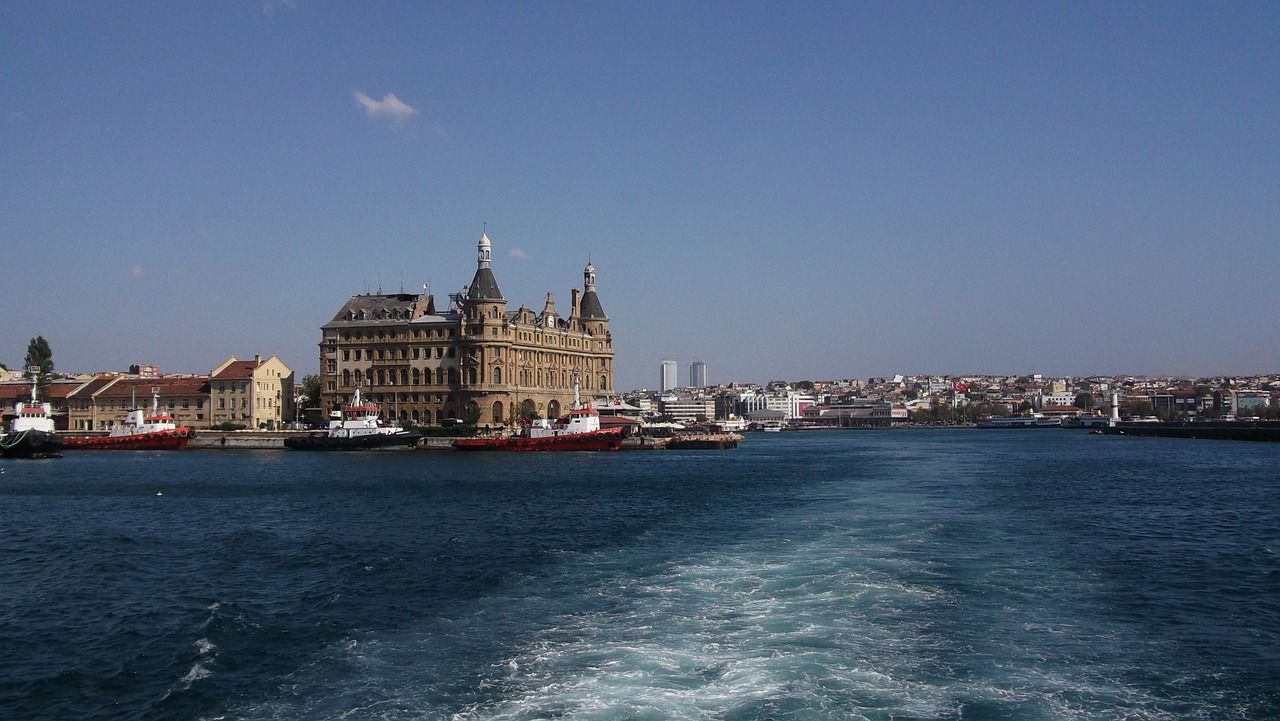 istanbul station train free photo