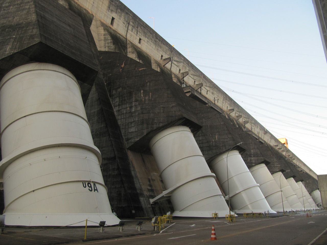 itaipu hydroelectric dam free photo