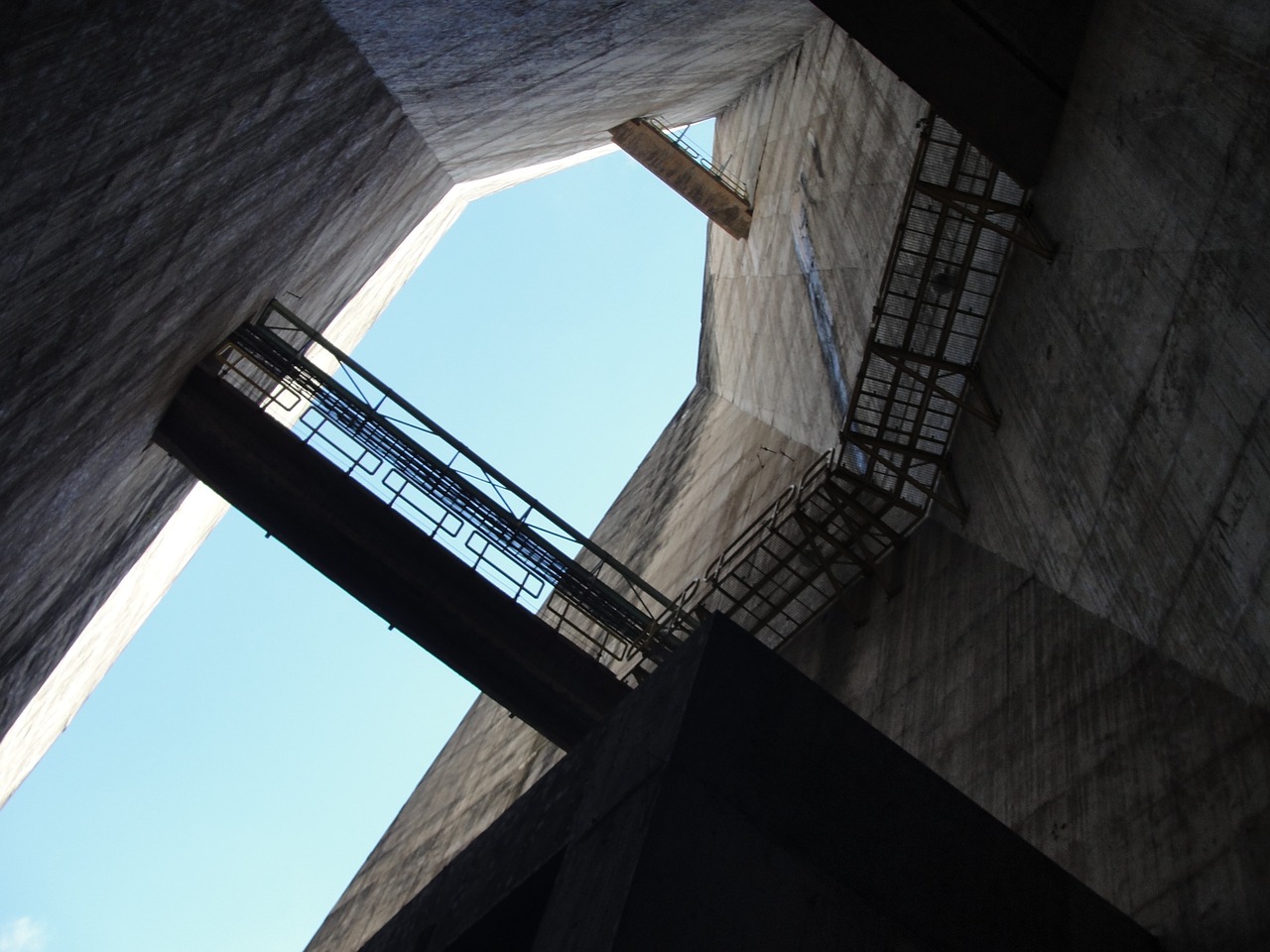 itaipu power plant hydroelectric free photo