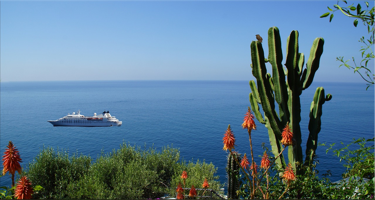 italy amalfi coast water free photo