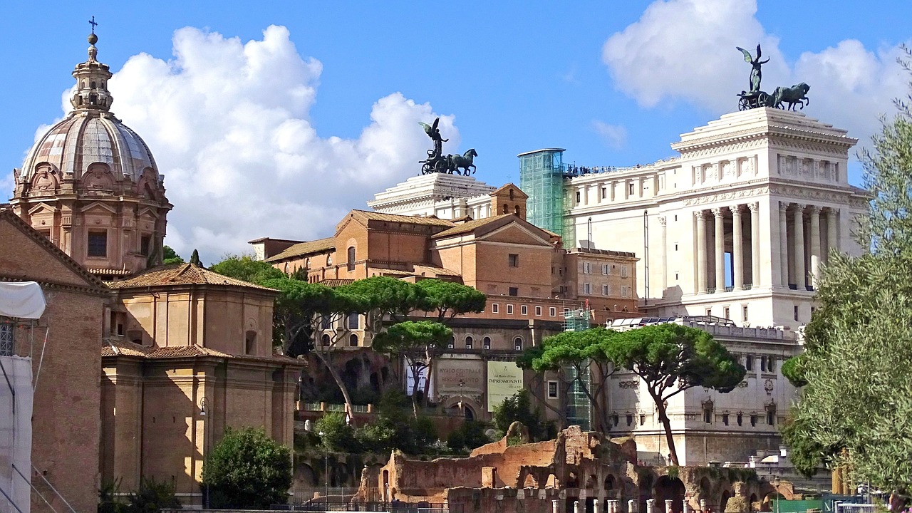 italy rome building free photo