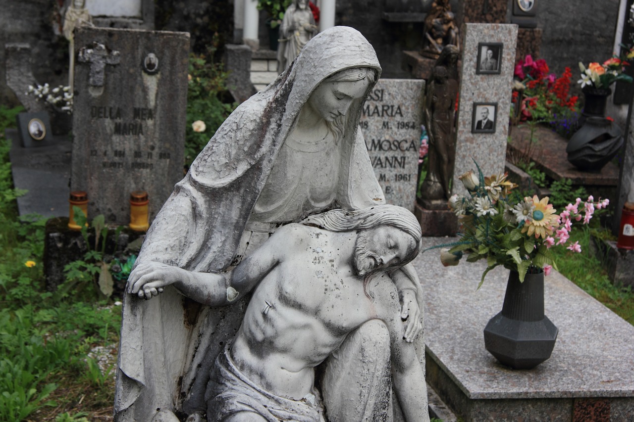 italy cemetery statue free photo