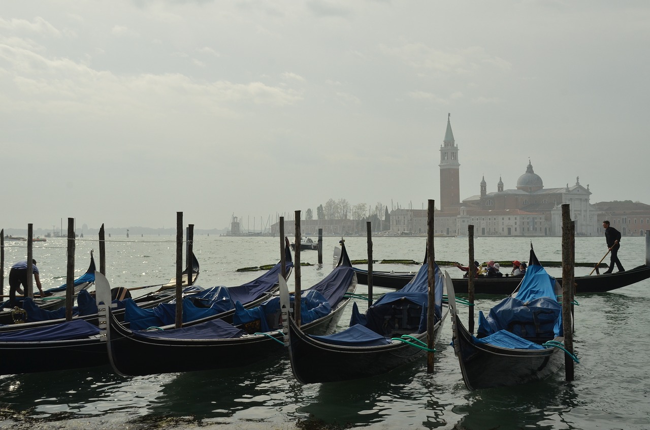 italy venice gondola free photo