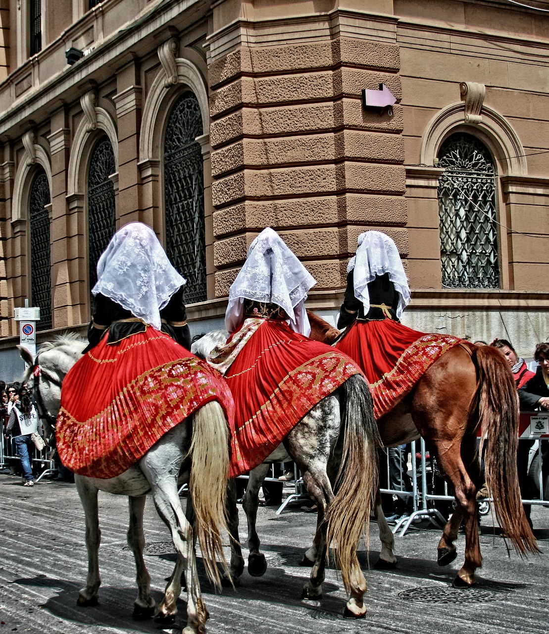 italy sardinia cagliari folklore costumes free photo