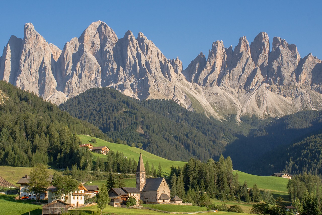 italy dolomites mountains free photo