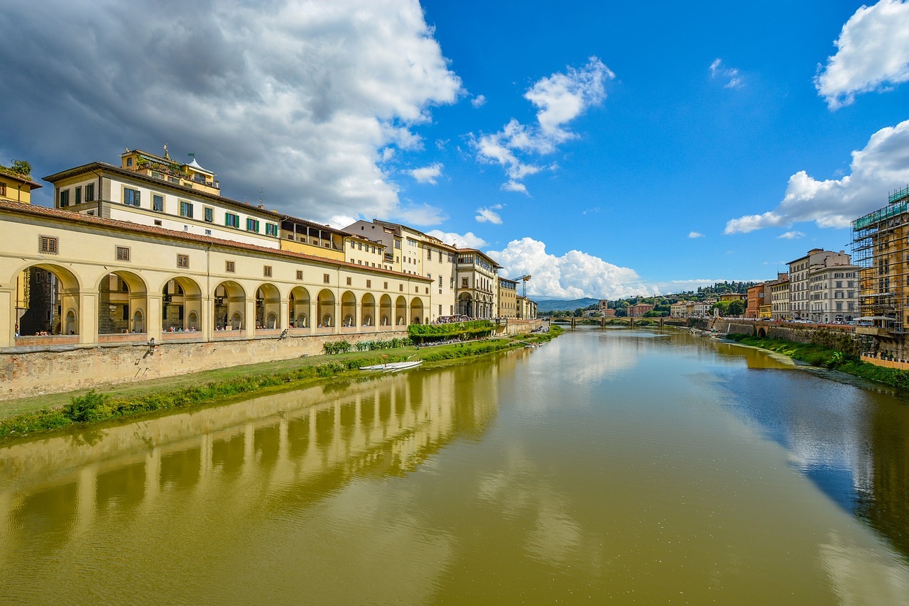 italy river arno free photo