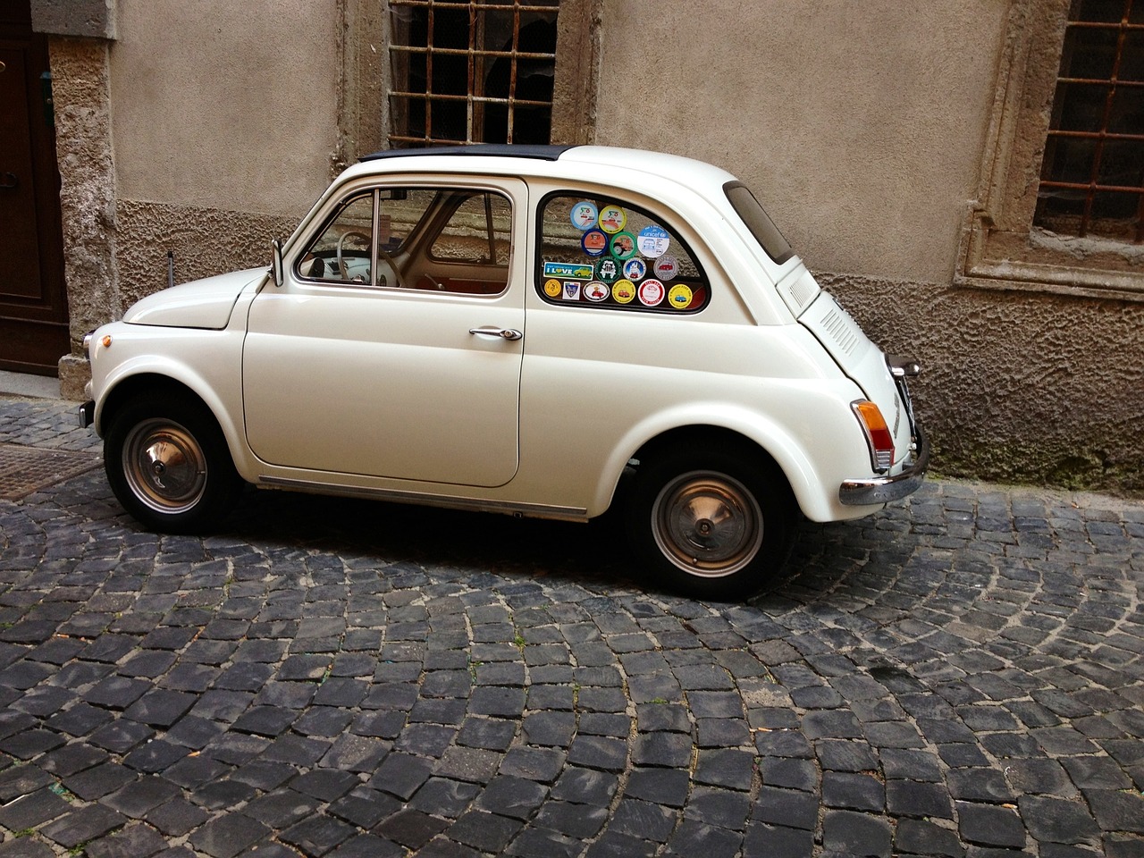 italy mini-car car free photo