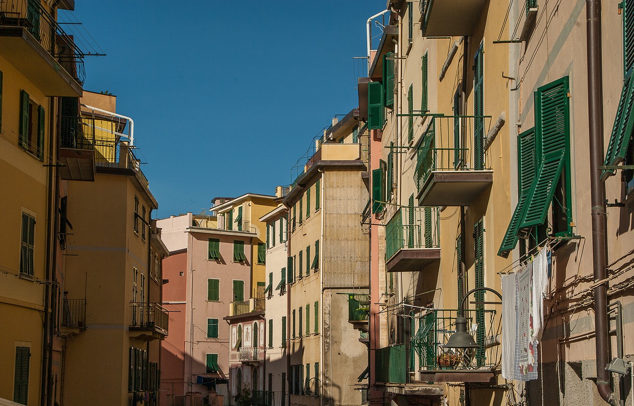 italy cinque terre riomaggiore free photo