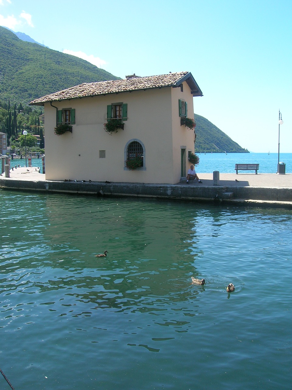 italy lake garda water free photo