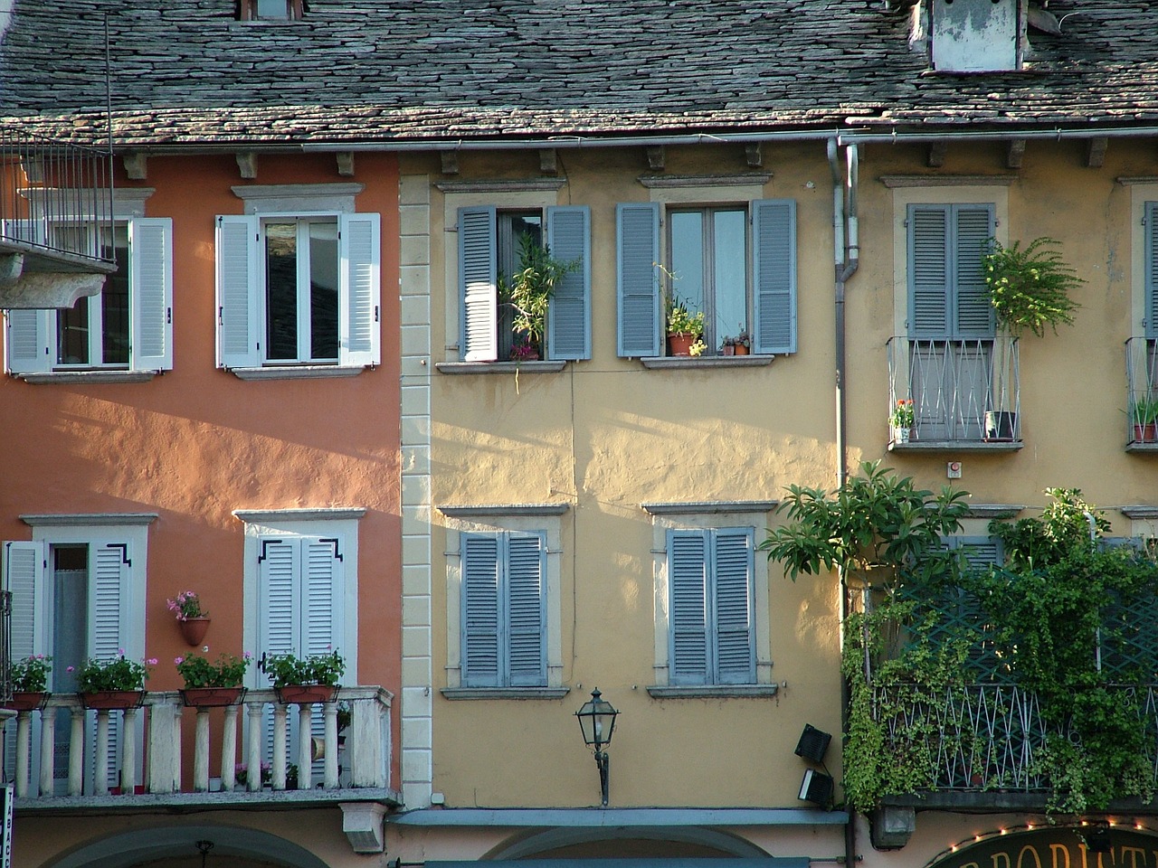 italy domodossola window free photo