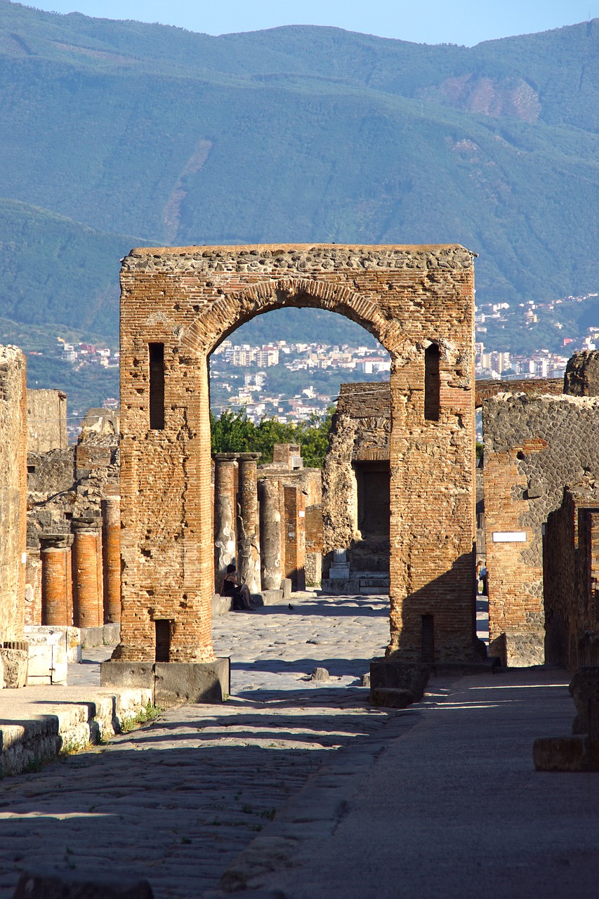 italy pompeii architecture free photo