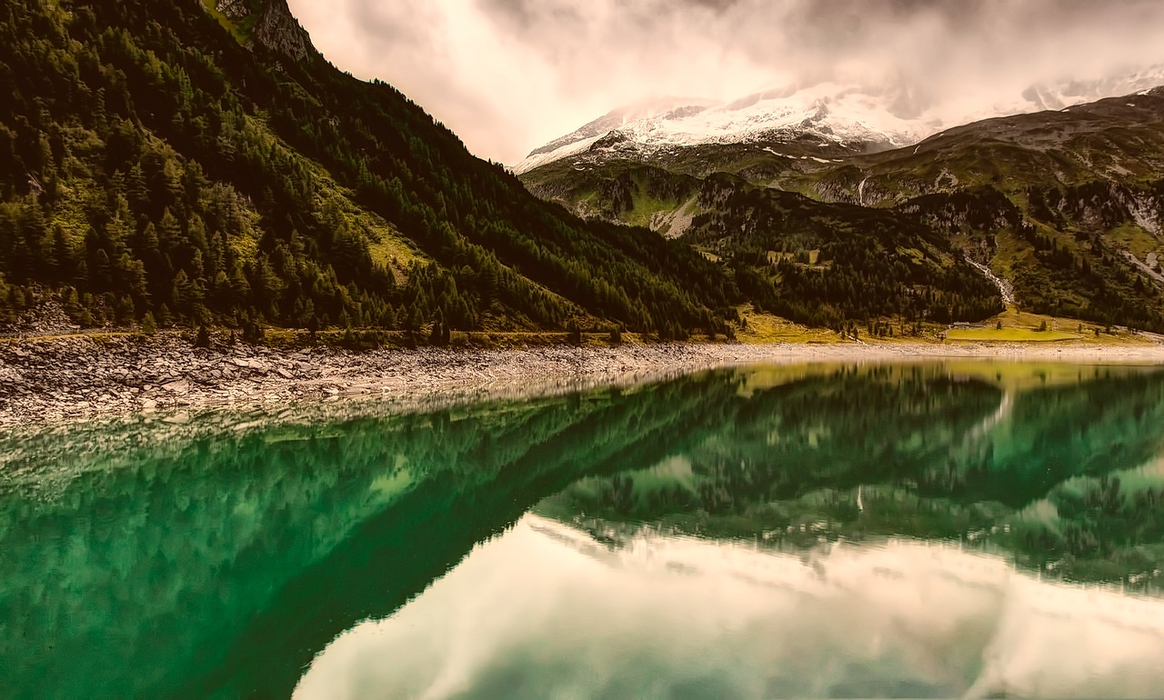 italy mountains lake free photo