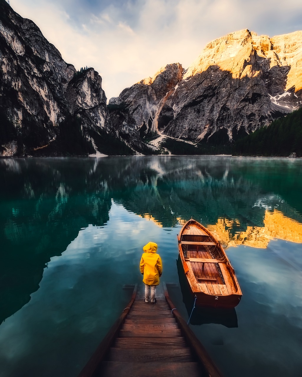 italy mountains boat free photo