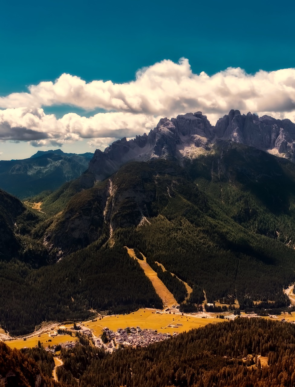 italy valley canyon free photo