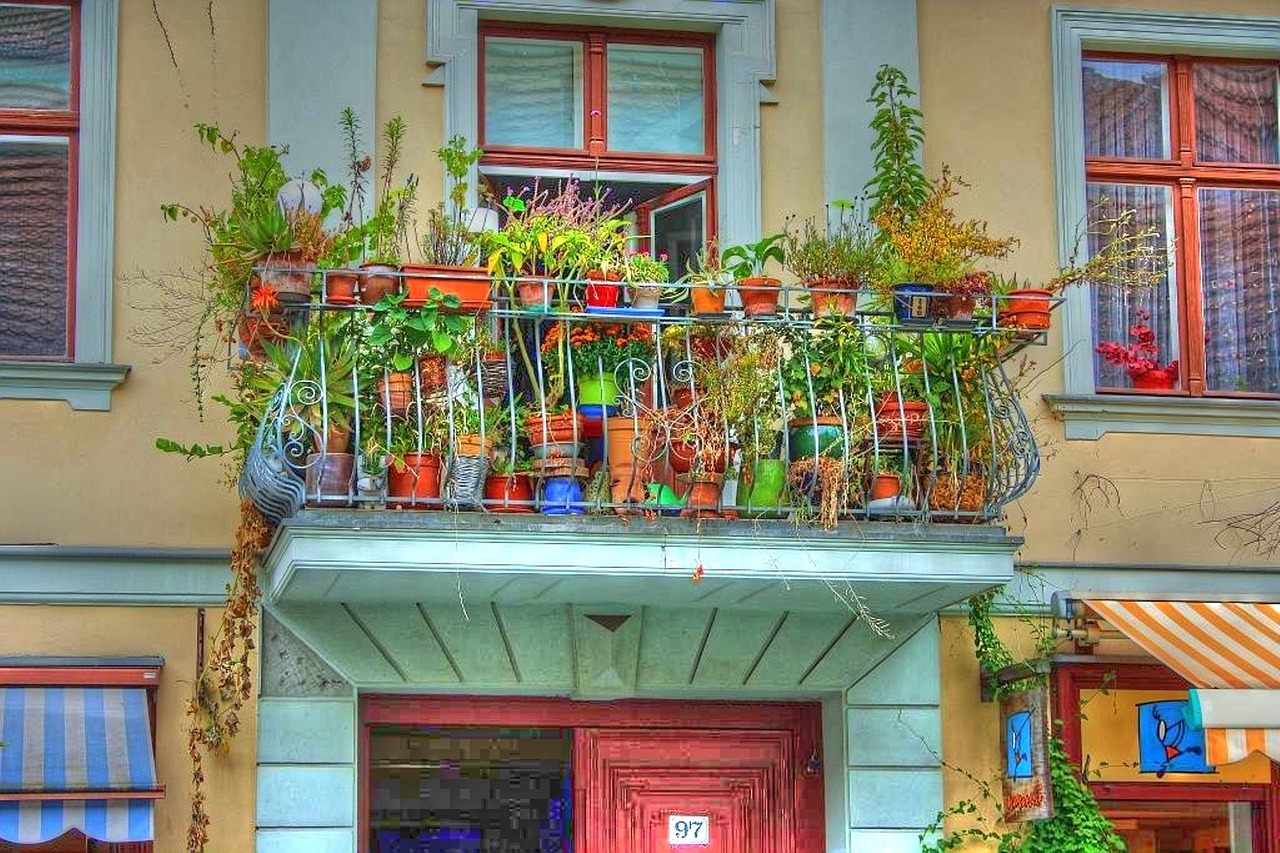 italy garda balcony free photo