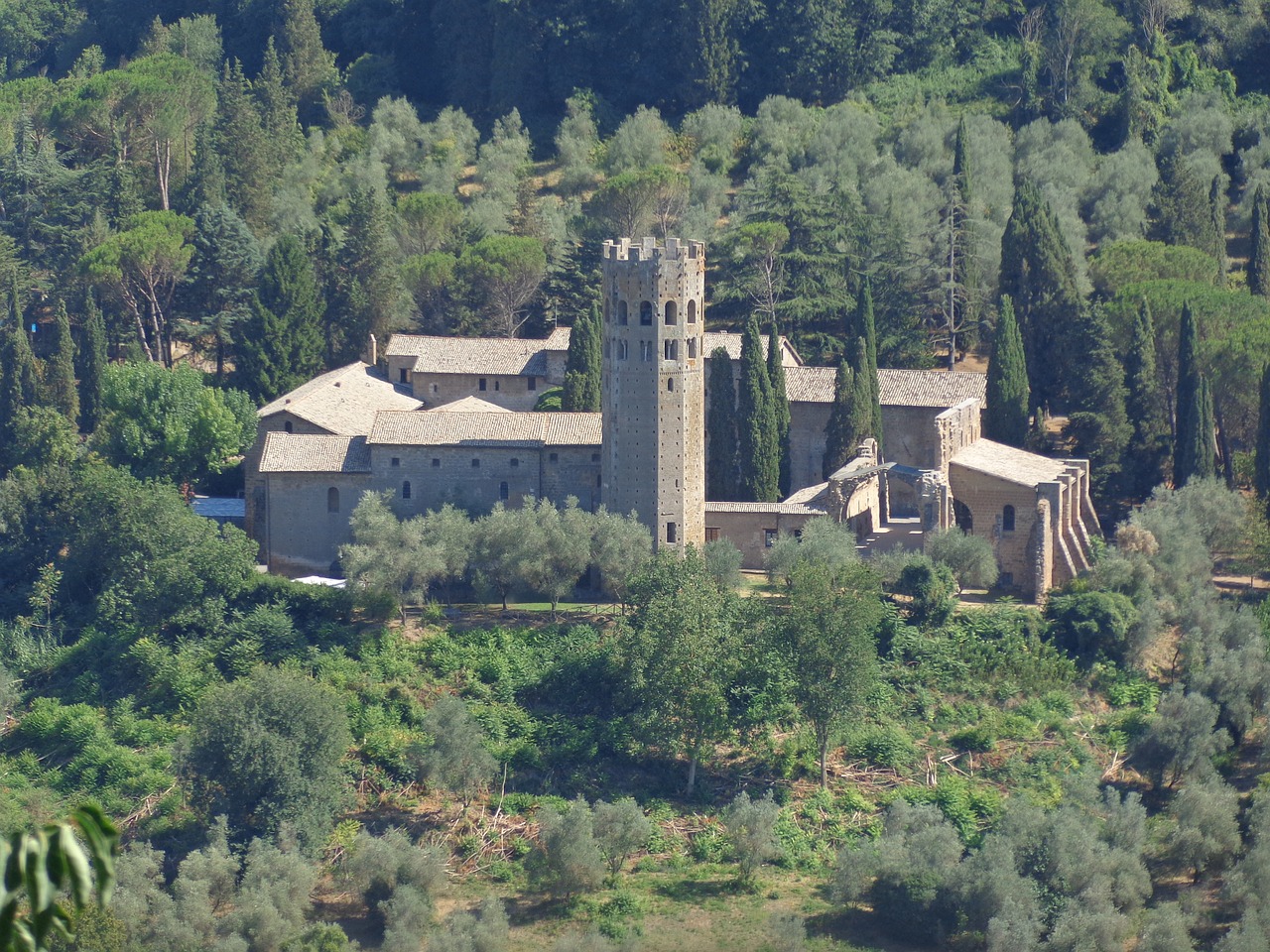 italy castle architecture free photo