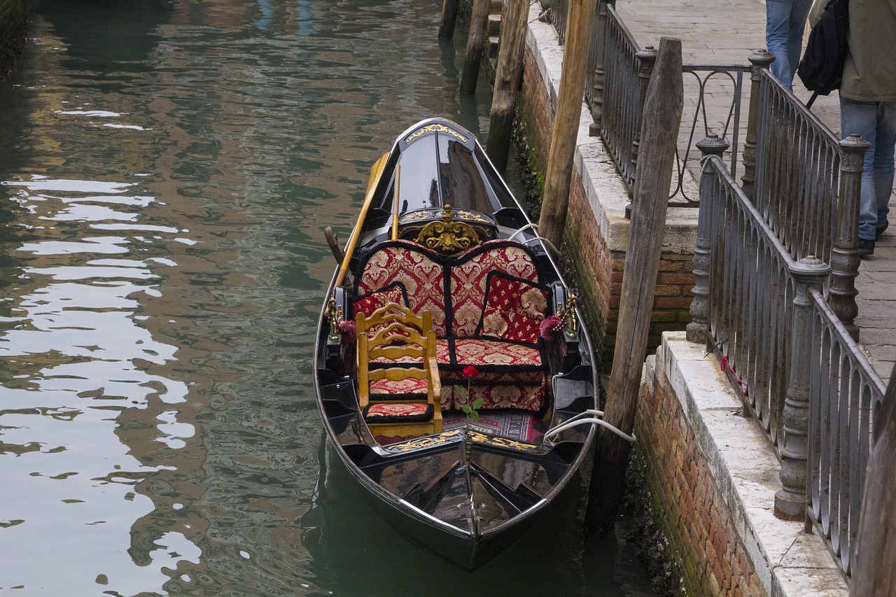 italy venice gondola free photo