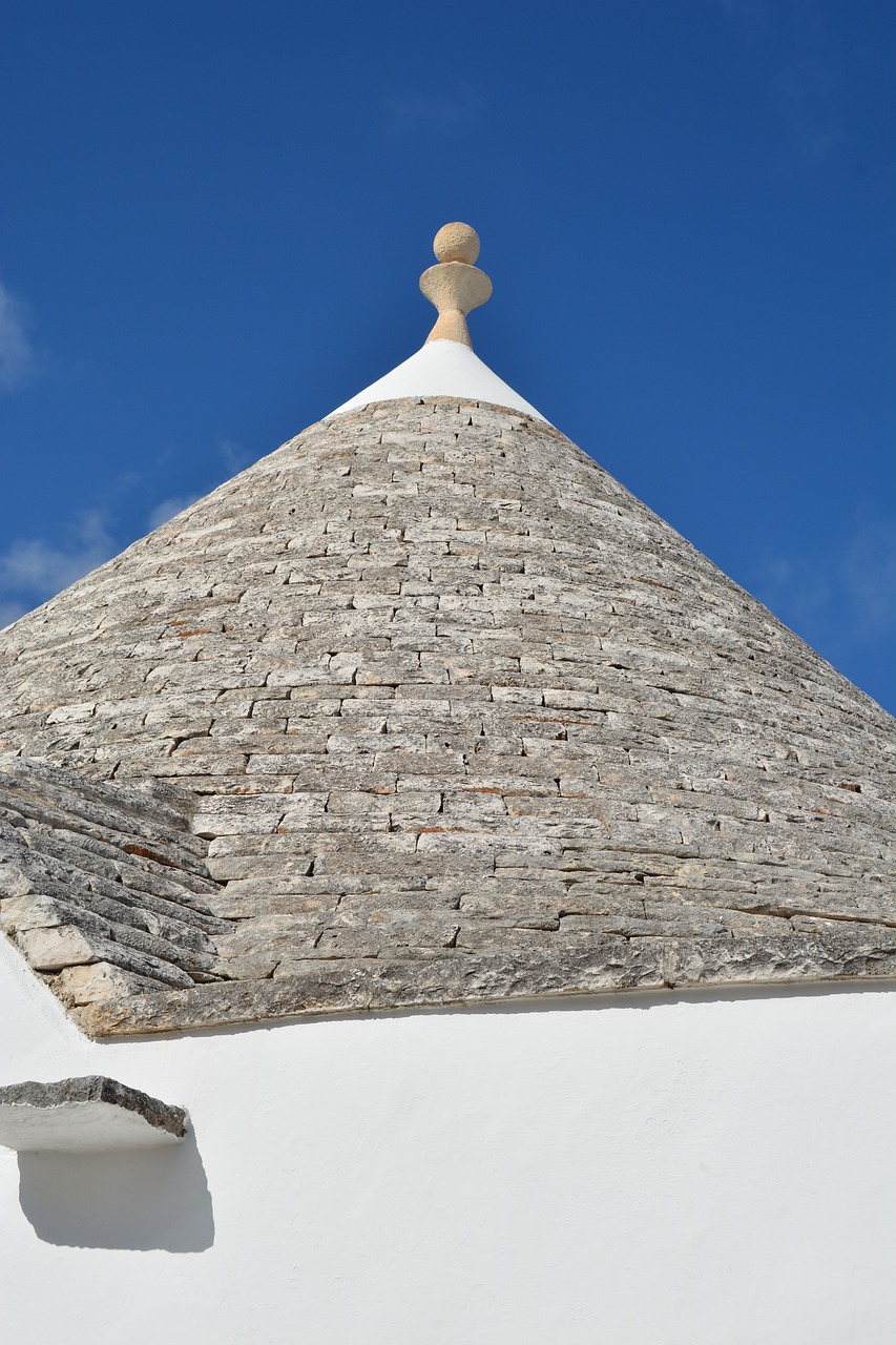 italy alberobello trulli free photo