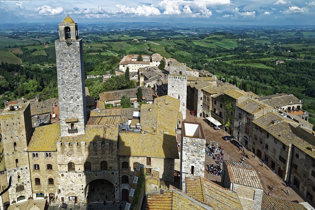 italy  tuscany  san gimignano free photo