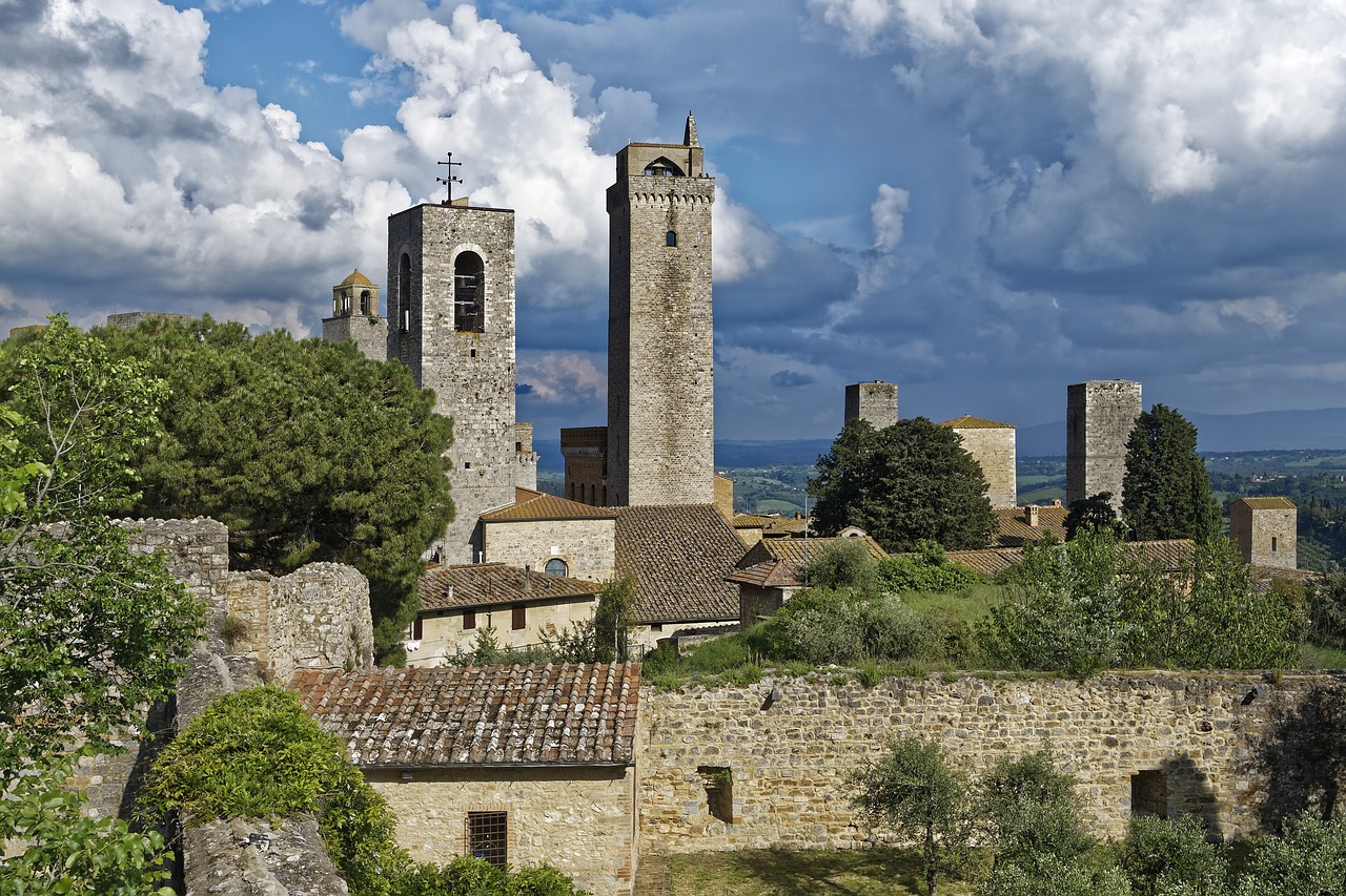 italy  tuscany  san gimignano free photo