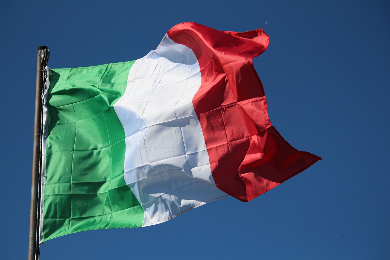 italy  flag  waves free photo