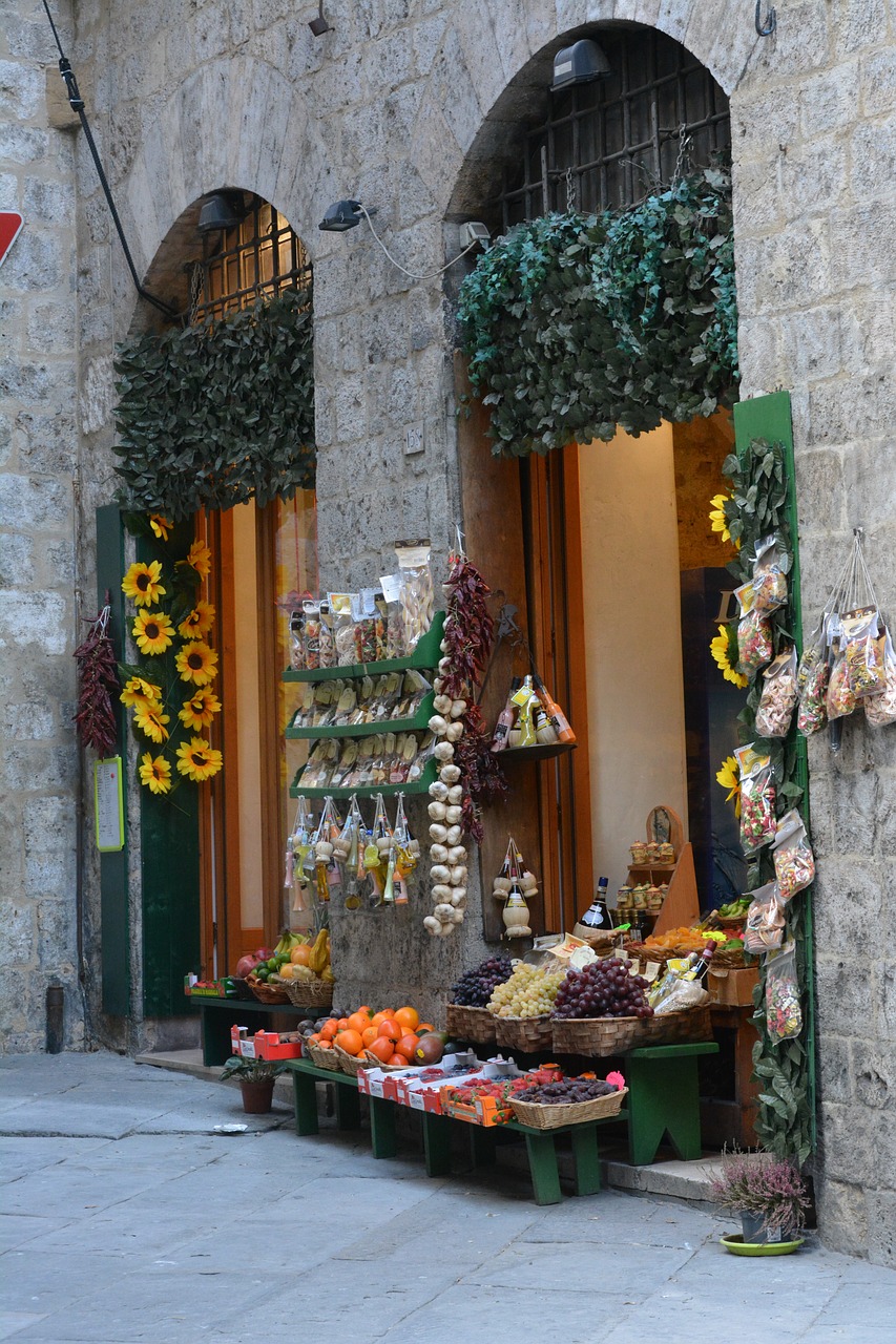 italy  siena  tuscany free photo