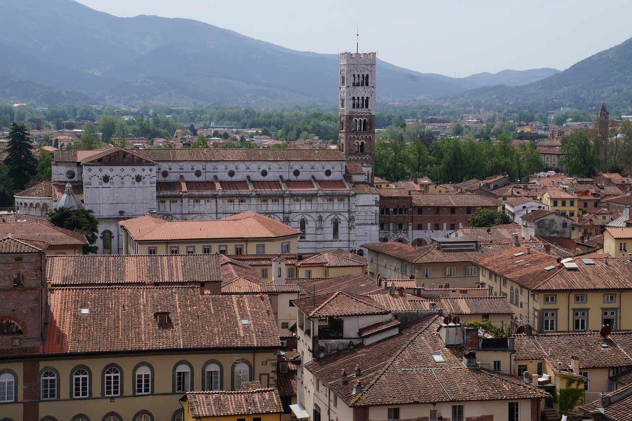 italy  lucca  tuscany free photo