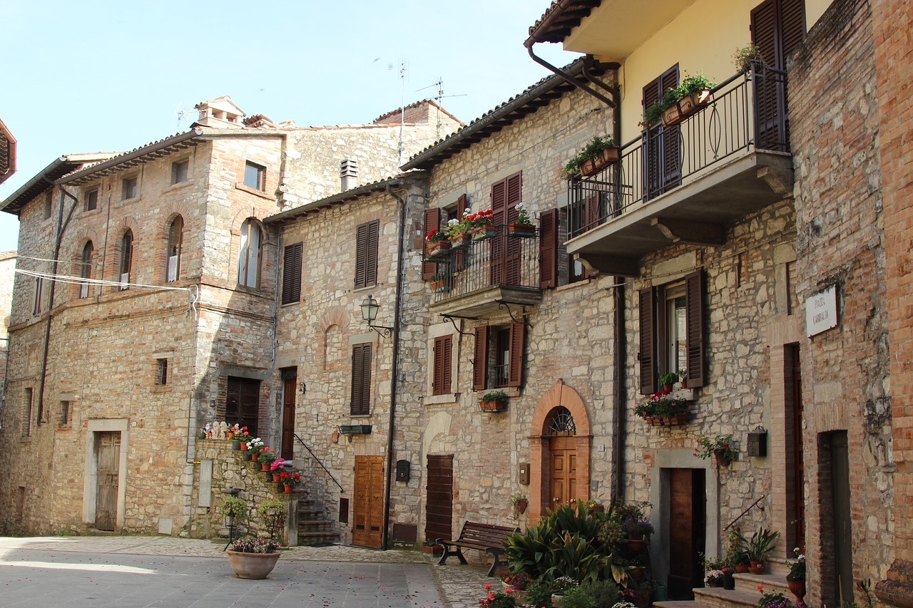 italy  space  houses free photo