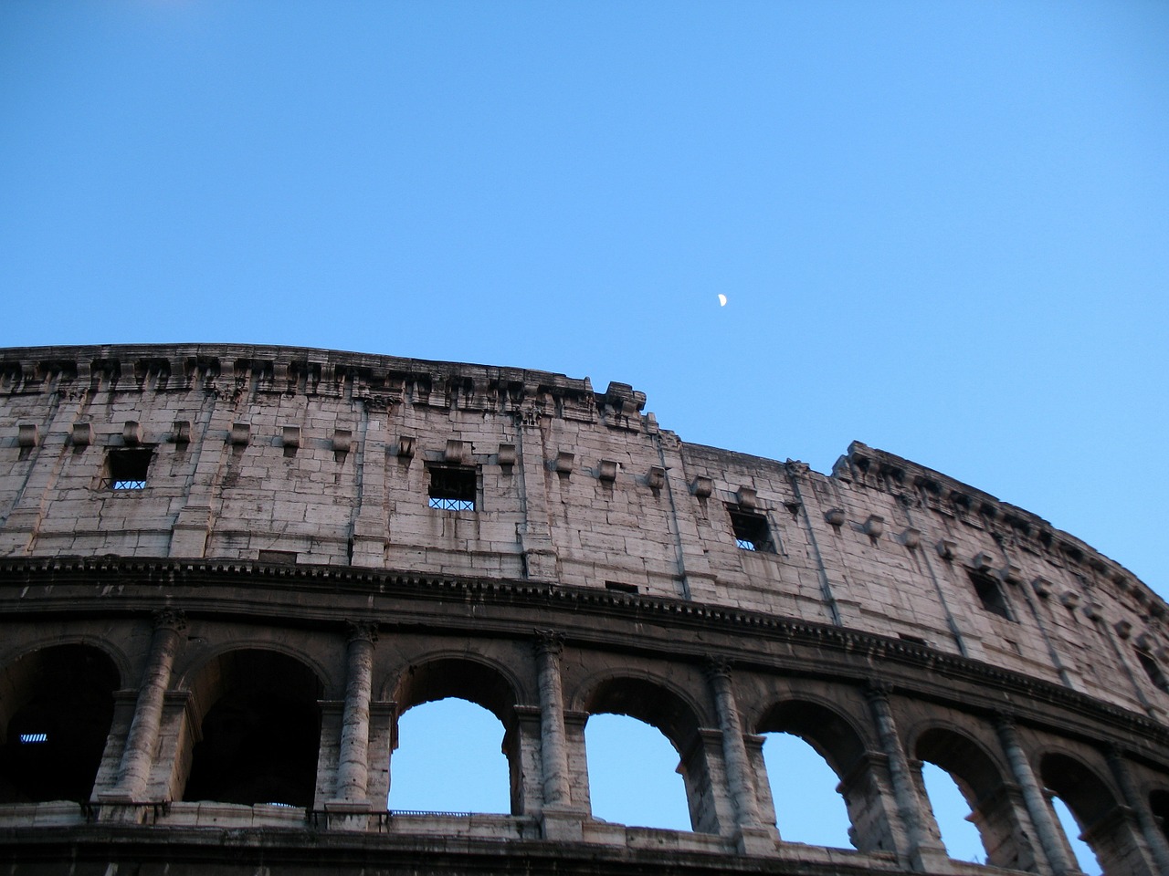 italy colosseum evening free photo